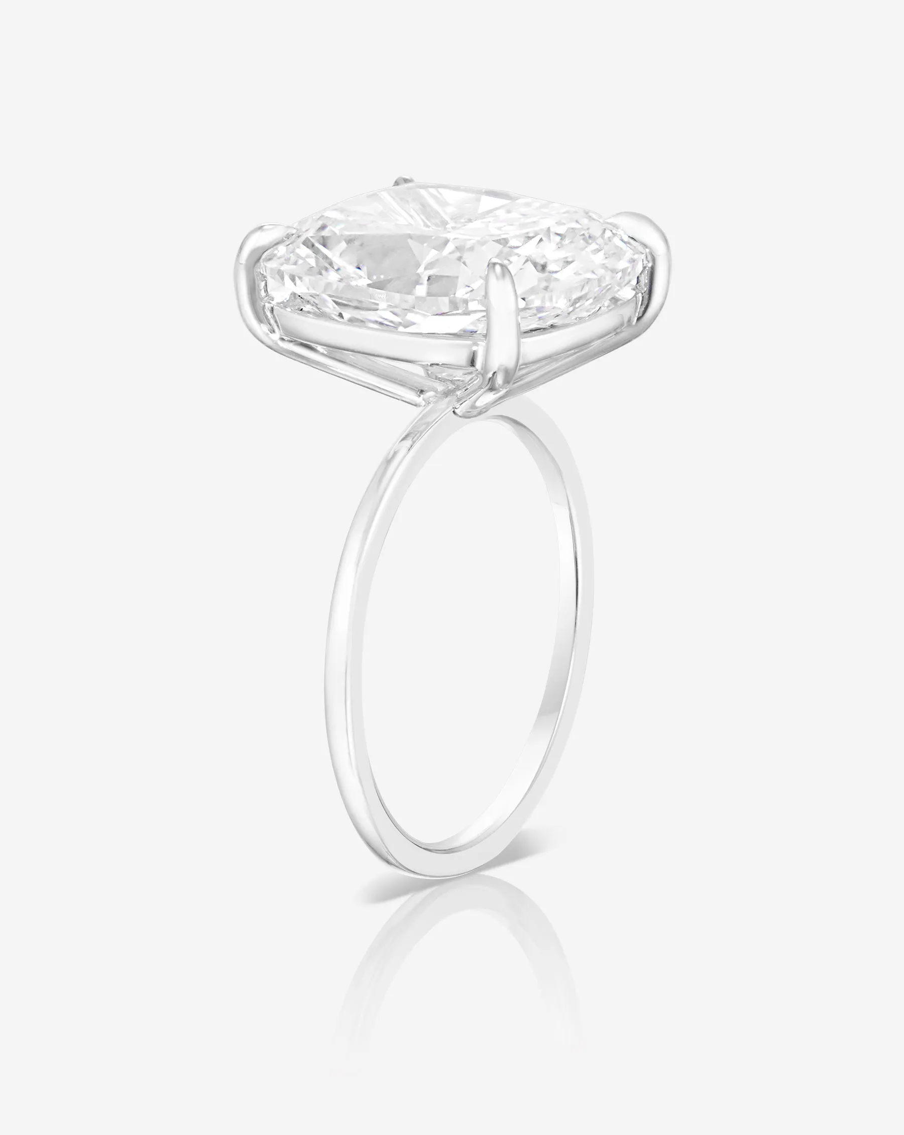 10.01 Cushion Cloud Solitaire