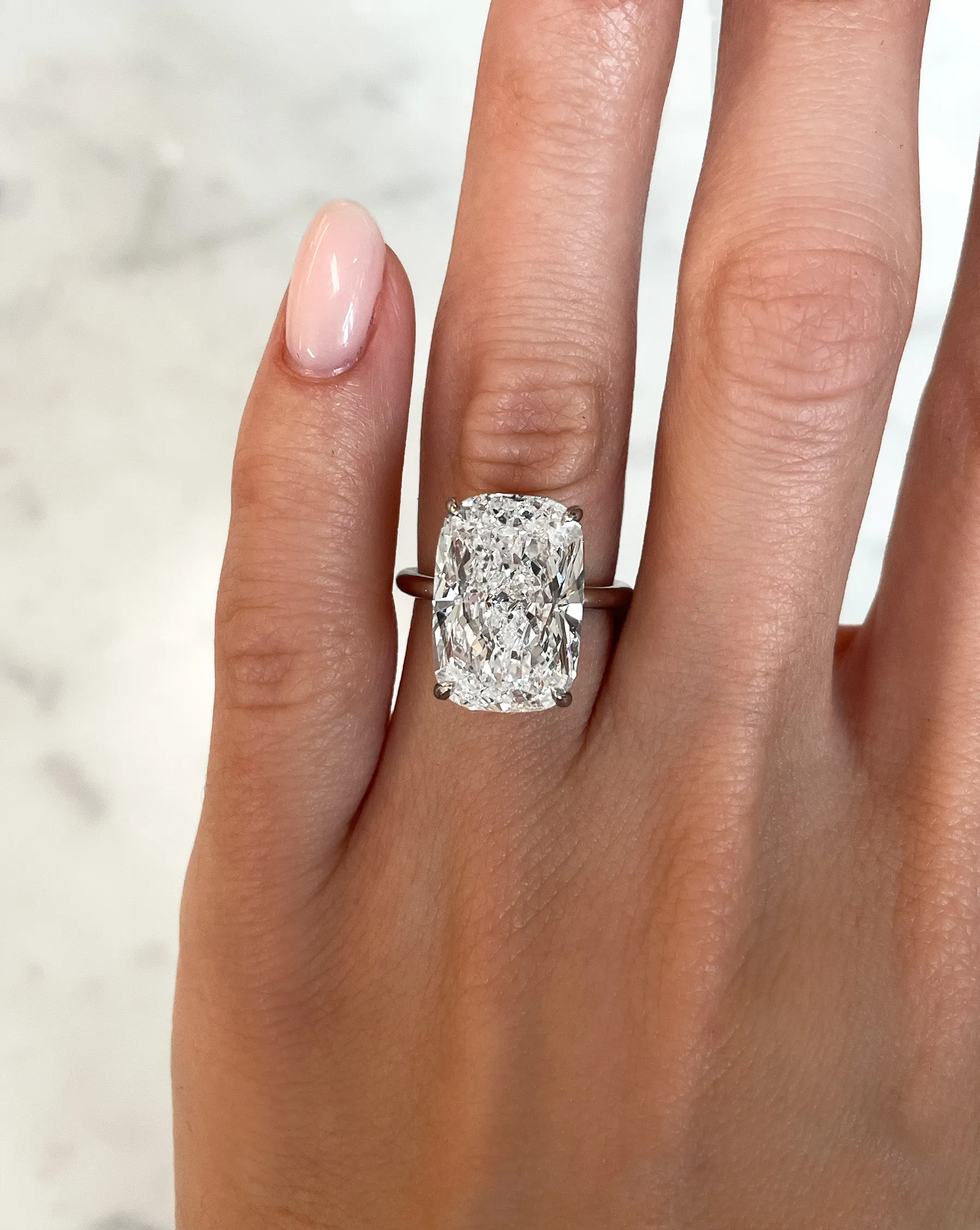 10.01 Cushion Cloud Solitaire