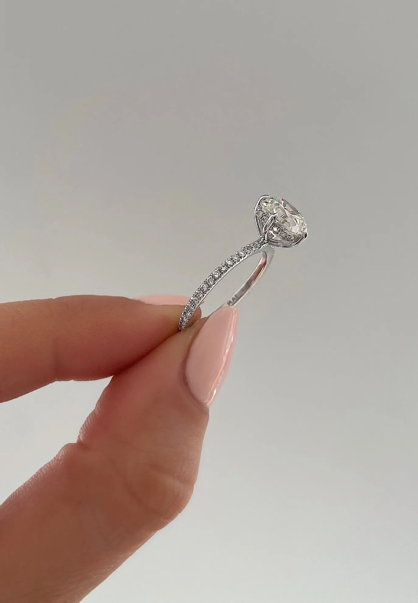 2.08 Old Mine Whisper Thin® Pavé Hidden Halo