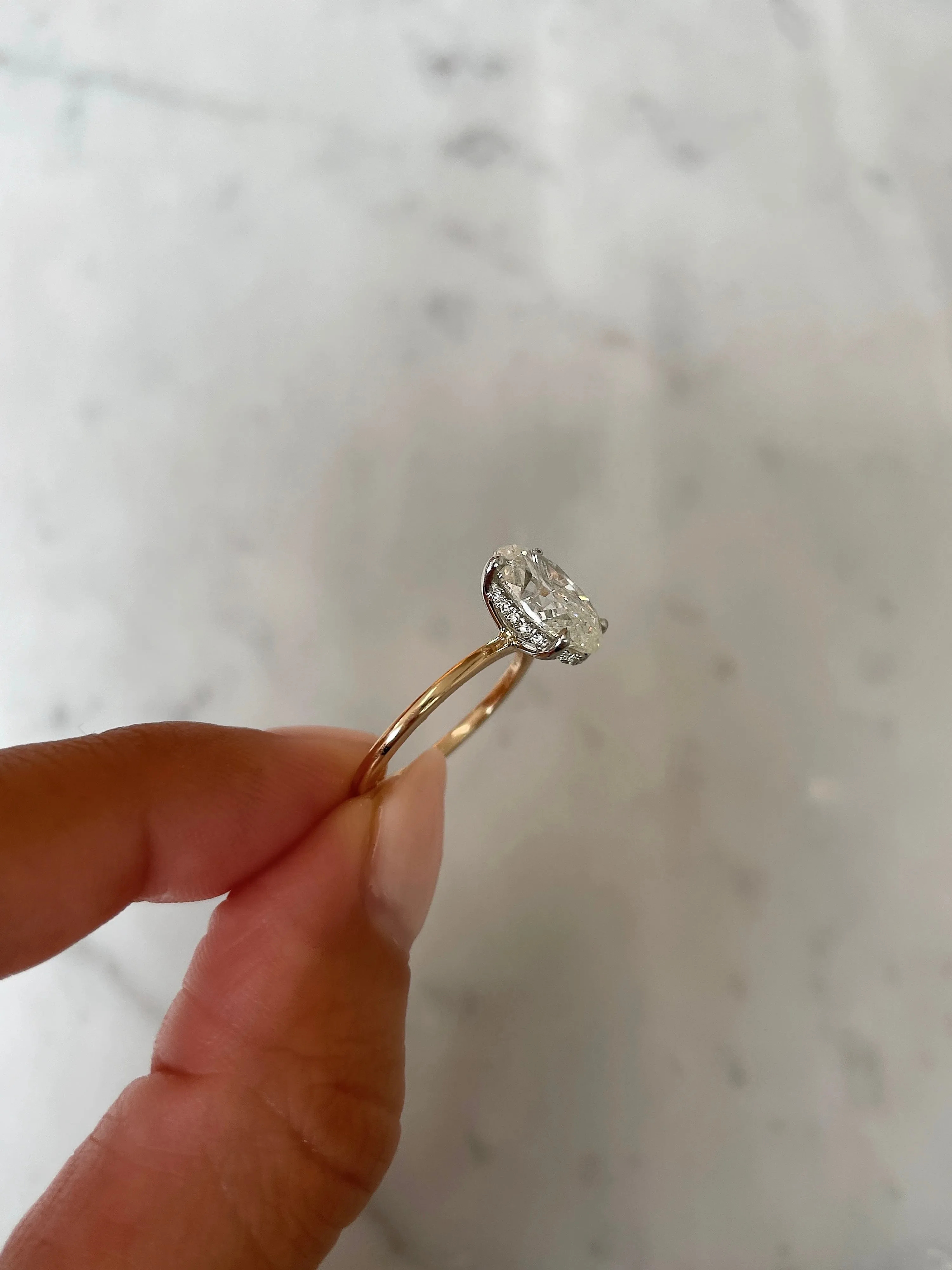 2.50 Oval Whisper Thin® Hidden Halo
