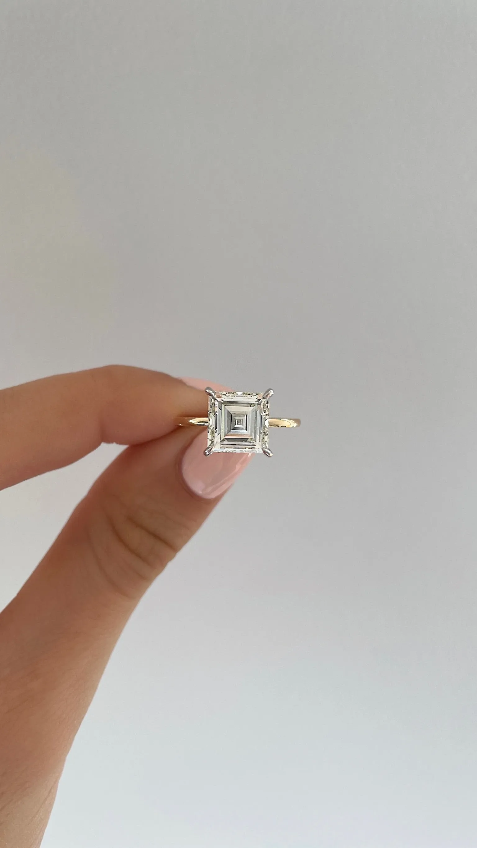 3.05 Asscher Whisper Thin®