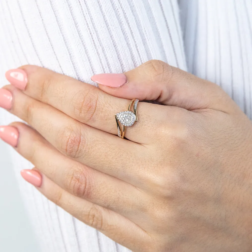 9ct Charming Yellow Gold 13 Diamonds Ring