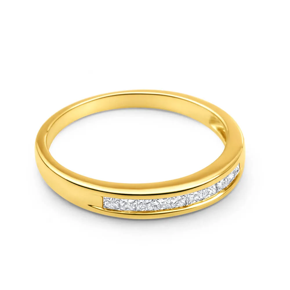 9ct Yellow Gold 1/4 Carat Diamond Charming Ring