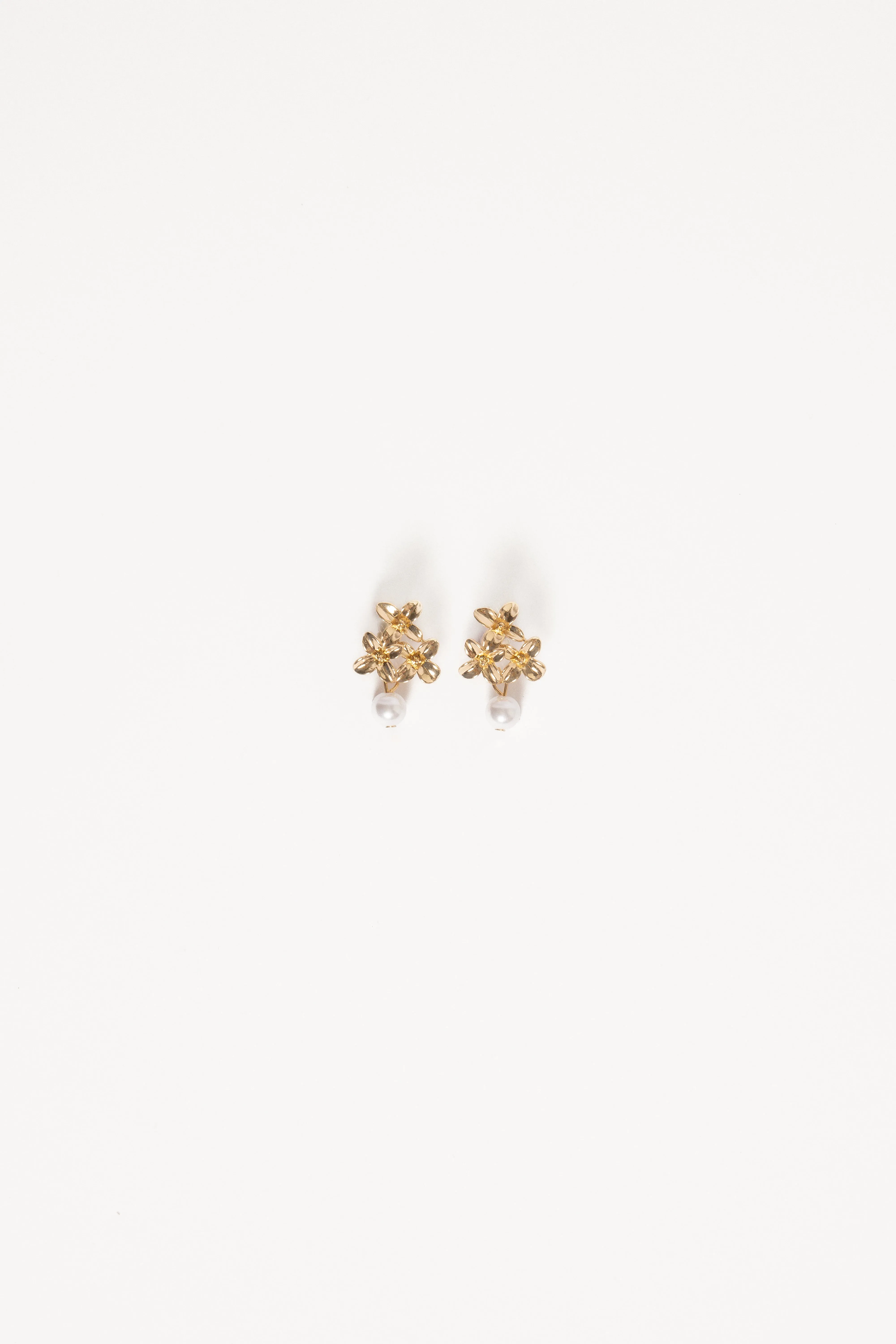 Amani Earrings - Gold/Pearl