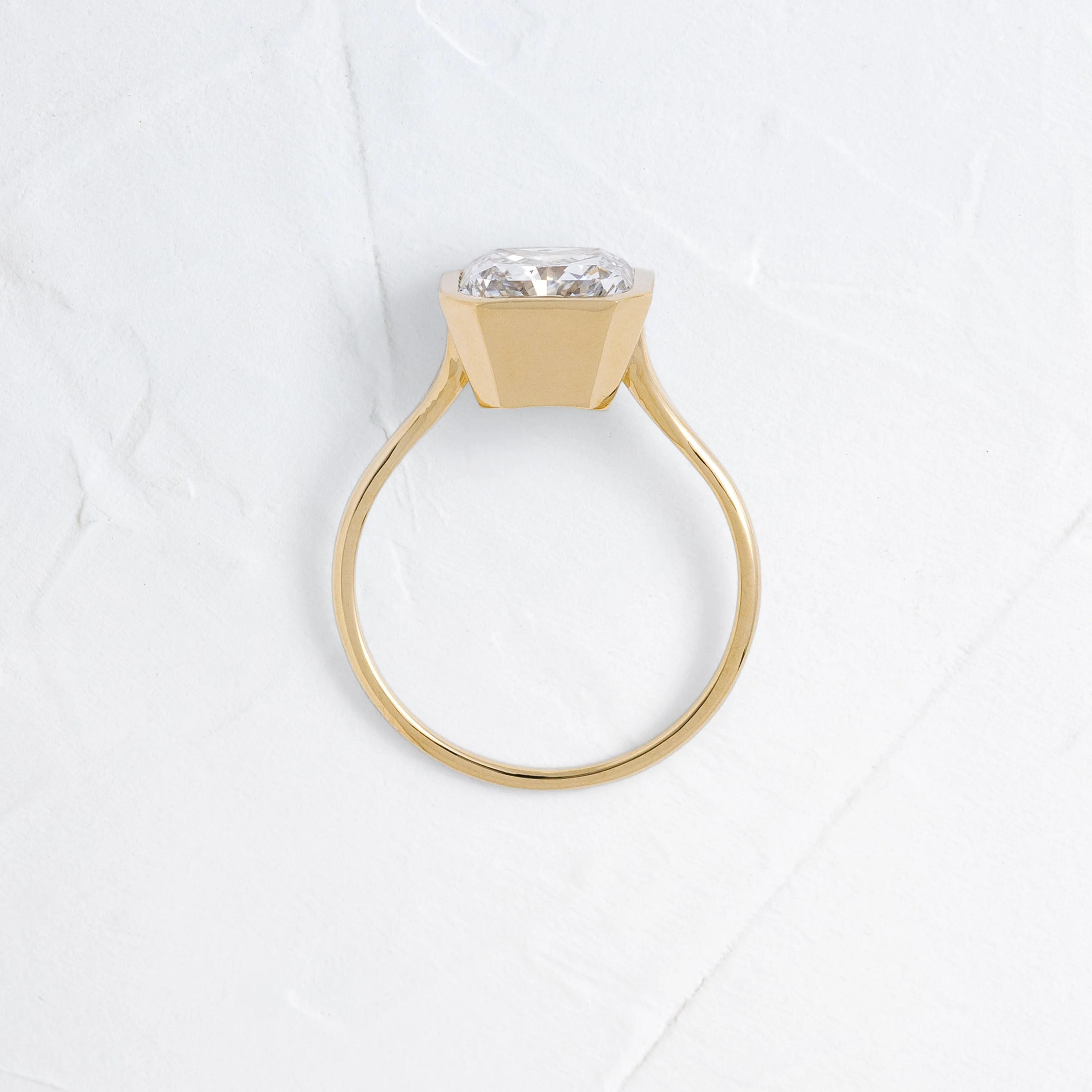 Avenue Ring, Radiant Cut