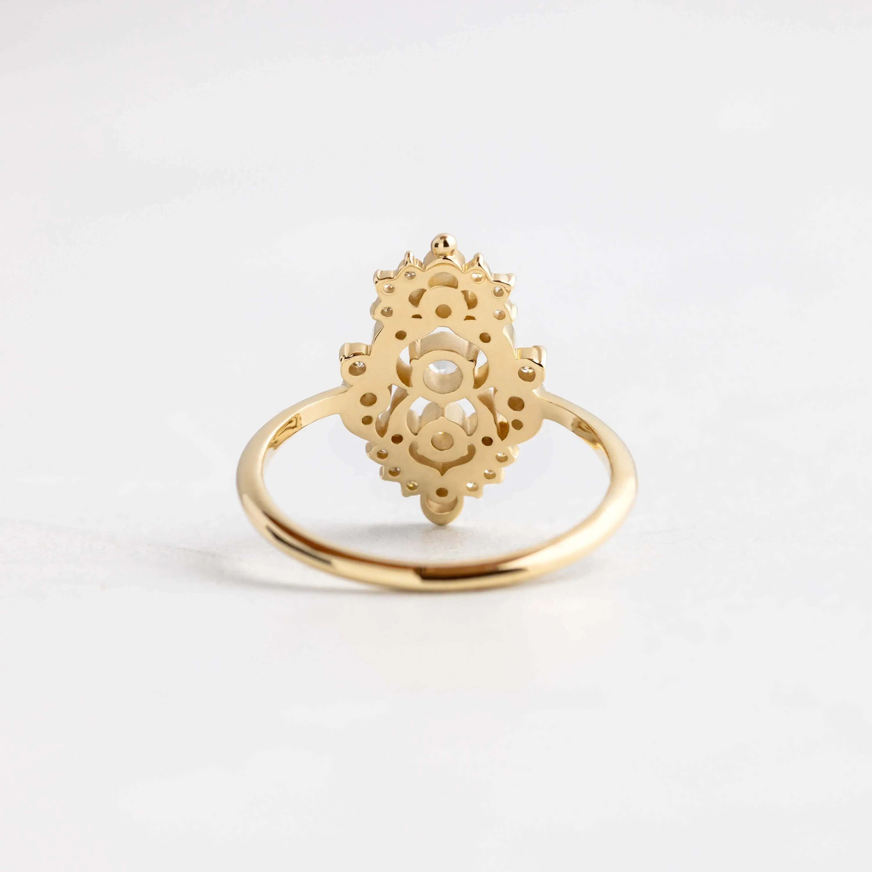 Drawing Room Ring
