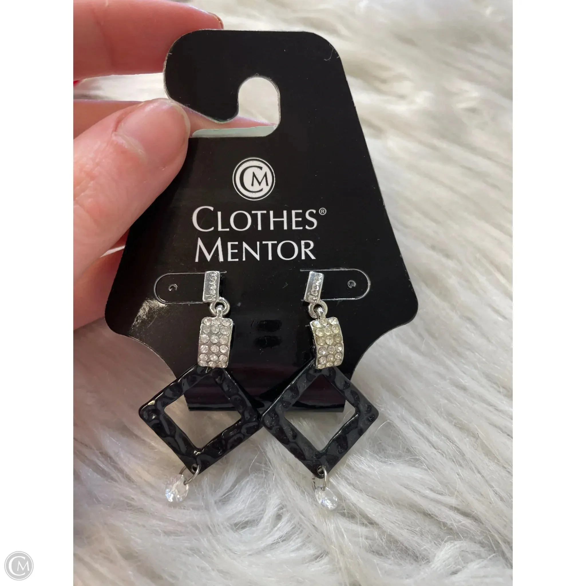 Earrings Dangle/drop By Clothes Mentor