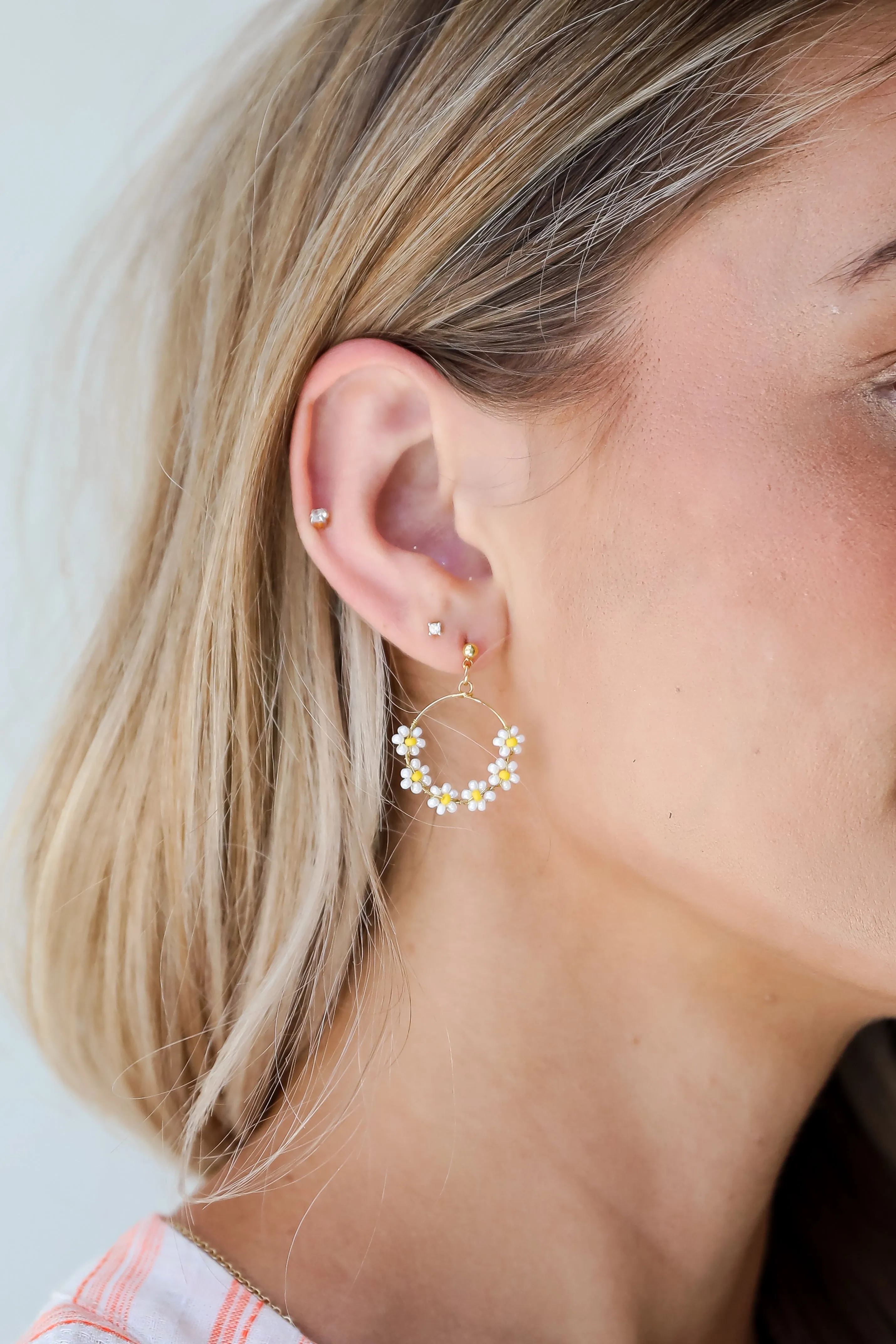 FINAL SALE - Avery Circle Beaded Flower Drop Earrings