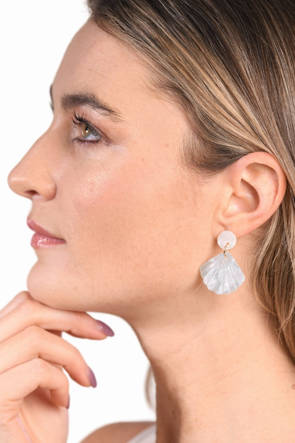 Shell Earrings / Aqua